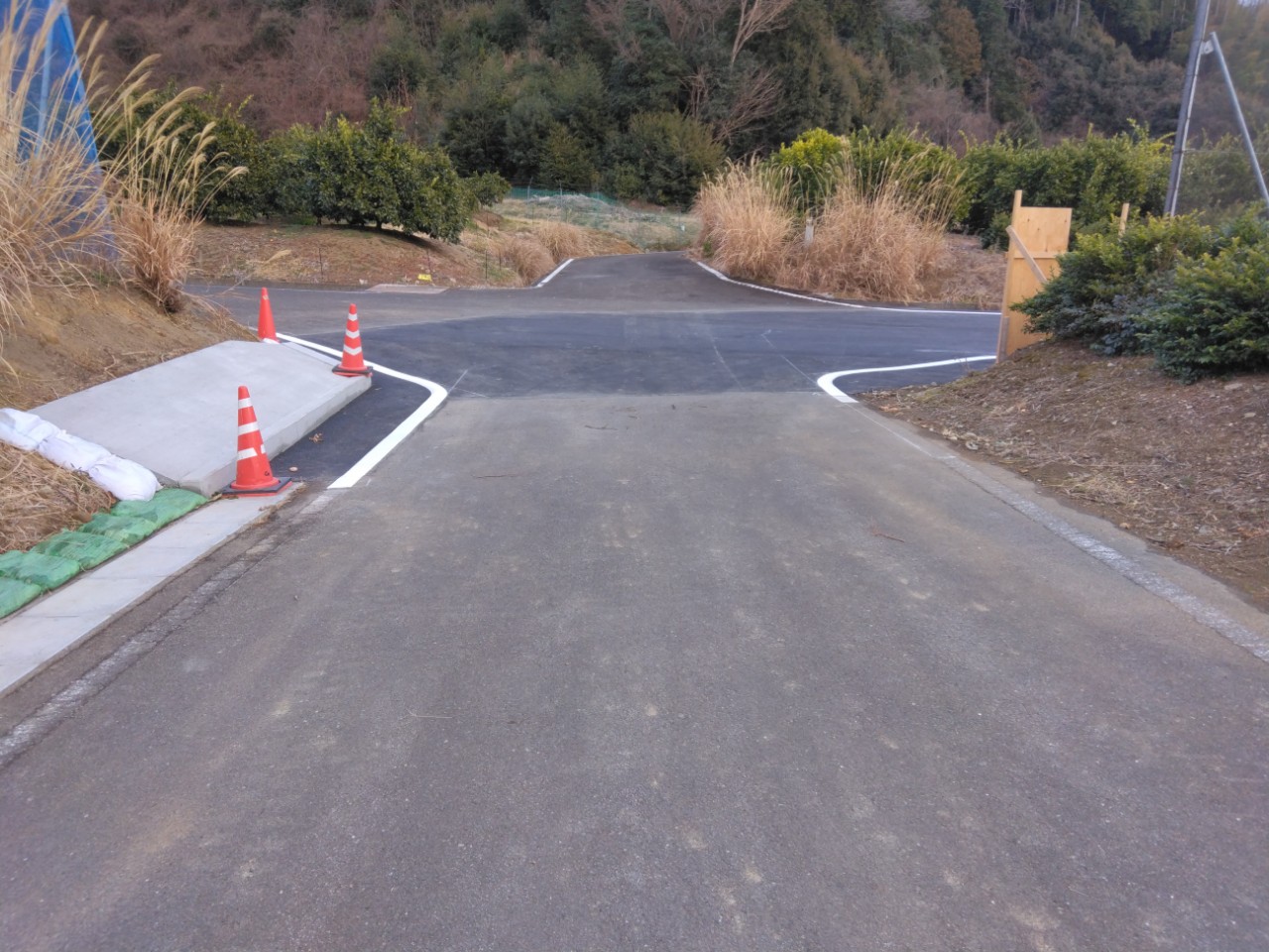 譲与促進茂畑地区施設補修工事